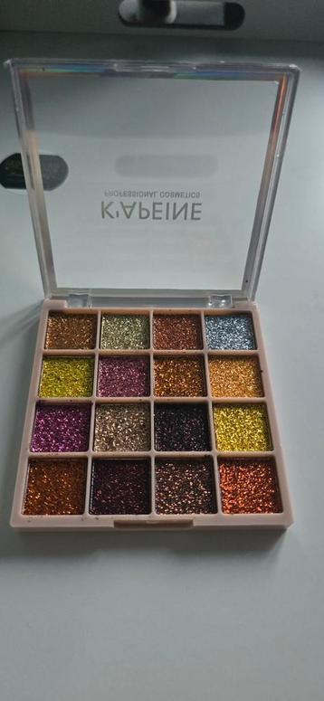 K'AbeiNE Glitter Eyeshadow Palette – 16 kleuren beschikbaar voor biedingen