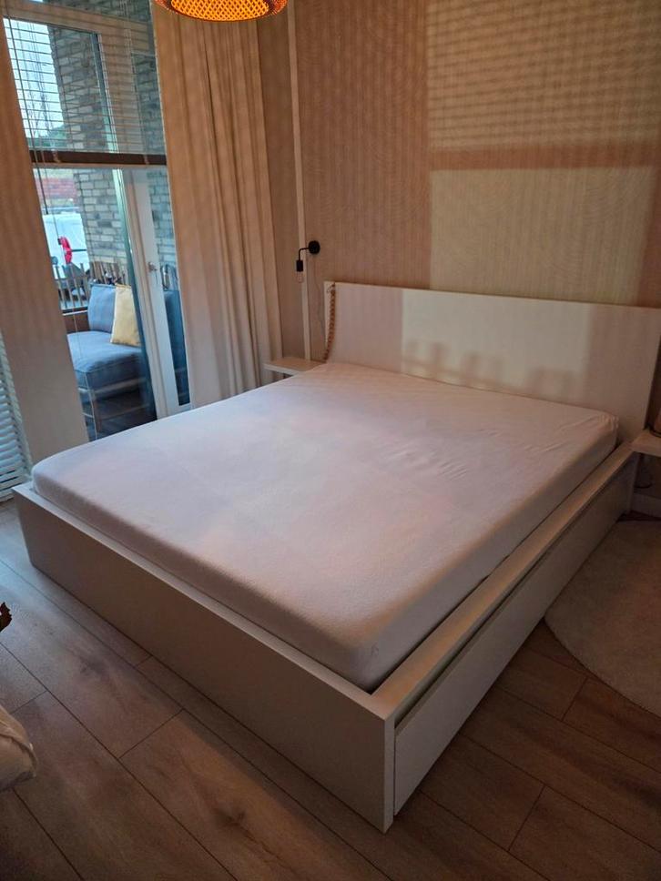 IKEA MALM bed 180x200 met 4 lades + matras, Huis en Inrichting, Slaapkamer | Bedden, Gebruikt, Tweepersoons, 180 cm, 200 cm, Hout