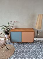 Vintage kast Jiroutek, Ophalen, 25 tot 50 cm