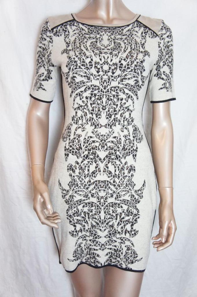 MARCCAIN jurk maat 4 ( valt klein mt XS) VIRGIN WOOL, Verzenden, Zo goed als nieuw, Maat 34 (XS) of kleiner, Boven de knie