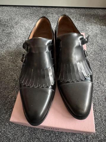 Pertini schoenen mt 41 met franje en gespen beschikbaar voor biedingen