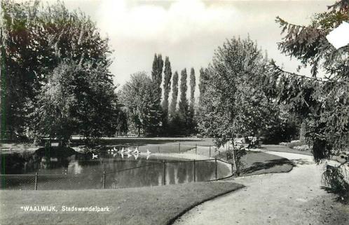 (388-475-021) Waalwijk Stadswandelpark, Verzamelen, Ansichtkaarten | Nederland, Noord-Brabant, Verzenden