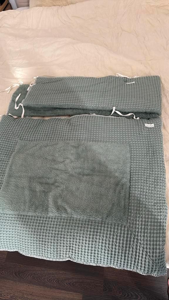 Koeka Boxkleed & Bumper - Zeer goede staat, Kinderen en Baby's, Kinderkamer | Beddengoed, Zo goed als nieuw, Overige typen, Groen