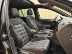 Volkswagen Golf 1.4 TSI GTE *Panoramadak* OrgNL! / Keyless /, Stof, Gebruikt, 4 cilinders, Met garantie (alle)