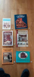 Boeken per stuk over poppenhuizen, Verzamelen, Ophalen of Verzenden, Gebruikt, Poppenhuis