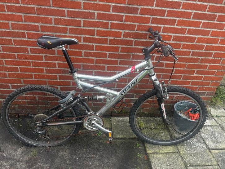 Giant Boulder Mountainbike - Fully geveerd, Fietsen en Brommers, Fietsen | Mountainbikes en ATB, Gebruikt, Heren, Giant, 49 tot 53 cm