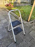Kleine ladder, Doe-het-zelf en Verbouw, Ladders en Trappen, Ophalen of Verzenden, Zo goed als nieuw