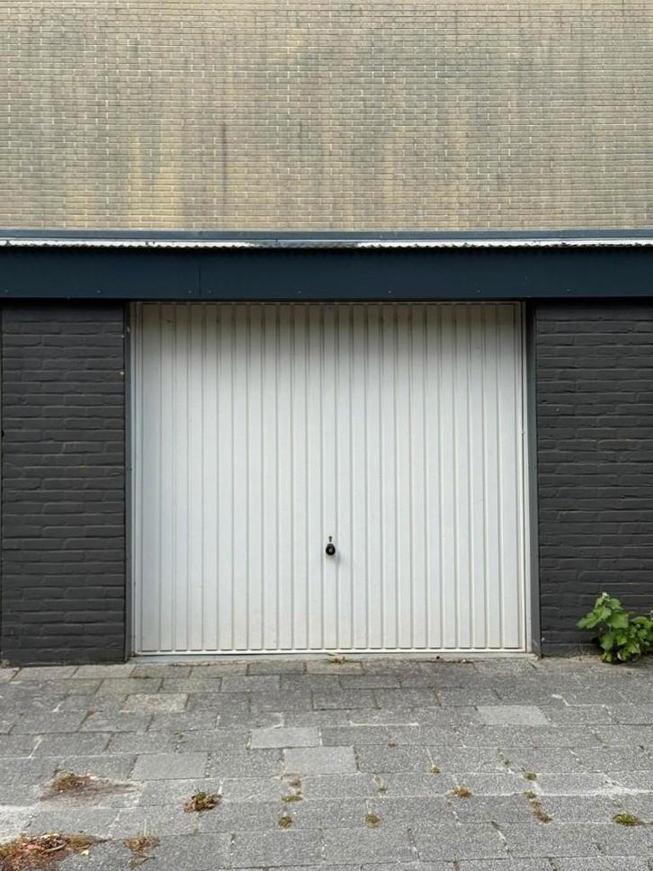 Garagebox te koop Leeuwarden, Auto diversen, Autostallingen en Garages