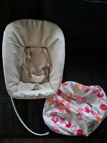 Stokke tripp trapp newborn set incl hoes en boog beschikbaar voor biedingen