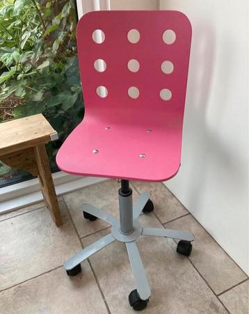 Roze bureaustoel Ikea kind 