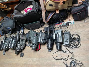 Zolderopruiming videocamera's Hi8-Video8-VHS-C beschikbaar voor biedingen