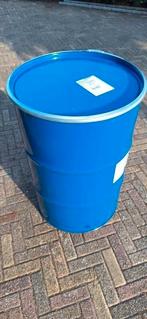 Schoon afsluitbaar vat 200 liter, Tuin en Terras, Regentonnen, 150 liter of meer, Ophalen, Zo goed als nieuw, Kunststof