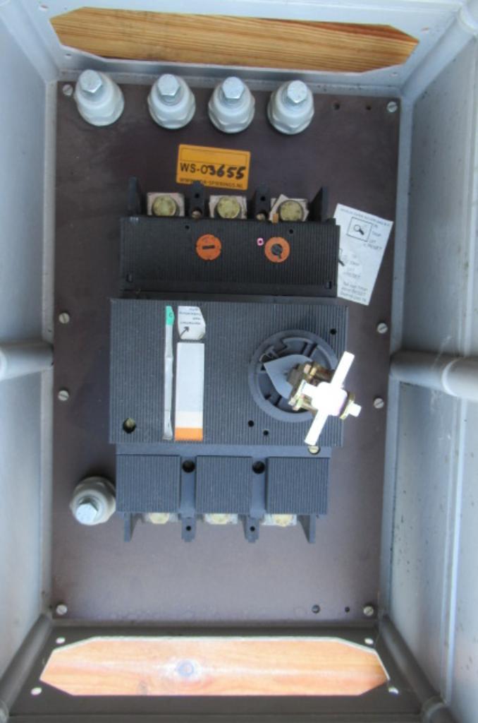 Hoofdschakelaar 630 Ampère ., Hobby en Vrije tijd, Elektronica-componenten, Gebruikt, Ophalen of Verzenden
