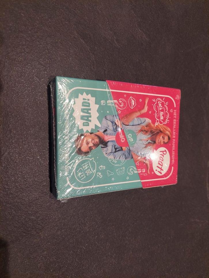 Praat! Daad! Kaartspel - Nieuw in verpakking, Hobby en Vrije tijd, Gezelschapsspellen | Bordspellen, Nieuw, Een of twee spelers