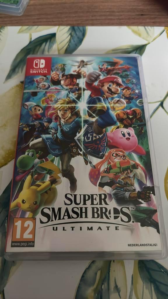 Super Smash Bros. Ultimate, Spelcomputers en Games, Games | Nintendo Switch, Zo goed als nieuw, Vechten, 3 spelers of meer, Vanaf 12 jaar