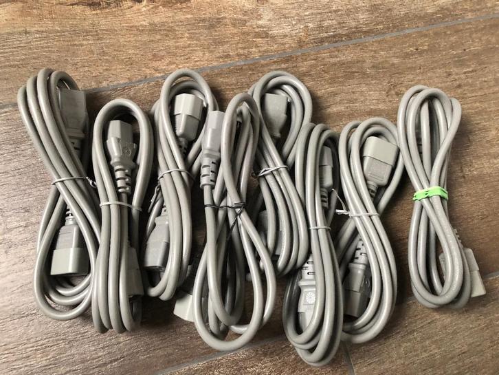 Well Shin apparaatsnoer C13 naar C14 WS-003 10A 250V 1.8m, Computers en Software, Pc- en Netwerkkabels, Ophalen of Verzenden