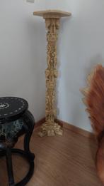 Ivorine,ivoor-look sokkel pilaar met Olifant,vrouw,boeddha's, Ophalen, Zo goed als nieuw