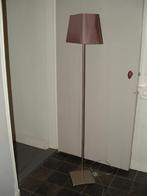 Kenwell trading Staande lamp vloerlamp bruine trapezium kap, Huis en Inrichting, Lampen | Vloerlampen, Ophalen, Gebruikt, Metaal