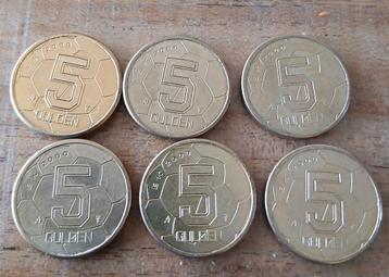 Zes 5 Gulden voetbal munten 2000 beschikbaar voor biedingen