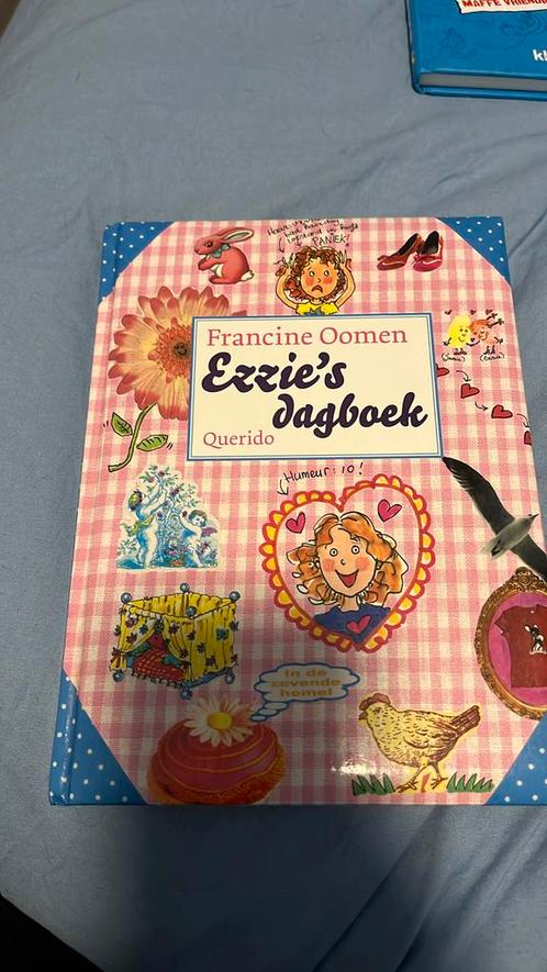Francine Oomen - Ezzie's dagboek, Boeken, Kinderboeken | Jeugd | 10 tot 12 jaar, Zo goed als nieuw, Ophalen of Verzenden