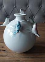Vaas met vogels, Huis en Inrichting, Woonaccessoires | Vazen, Wit, Aardewerk of Porselein, Ophalen of Verzenden, Zo goed als nieuw