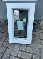 Te Koop. kunstofkozijn wc raam, Doe-het-zelf en Verbouw, Glas en Ramen, Ophalen, Zo goed als nieuw, Gevelraam of Ruit, Minder dan 80 cm