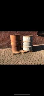 heel oud ijzeren blikken ter decoratie of andere 200 liter, Ophalen of Verzenden, Zo goed als nieuw