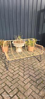 bankje met ijzeren onderstel, Ophalen, Gebruikt, Tweepersoons, Minder dan 150 cm