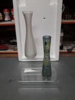 2 VINTAGE GLAZEN VAZEN uit de FIFTIES in GOEDE ST 5E p stuk, Ophalen of Verzenden