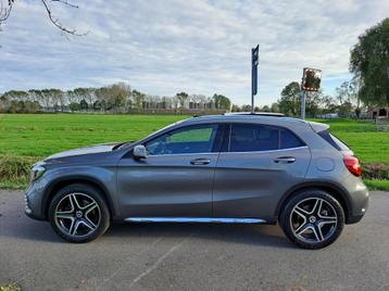 Mercedes GLA-klasse 220 d 4Matic Premium Plus Panoramadak beschikbaar voor biedingen