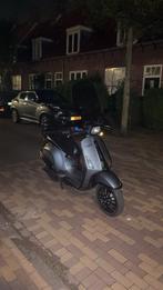 Vespa sprint, Ophalen of Verzenden, Zo goed als nieuw