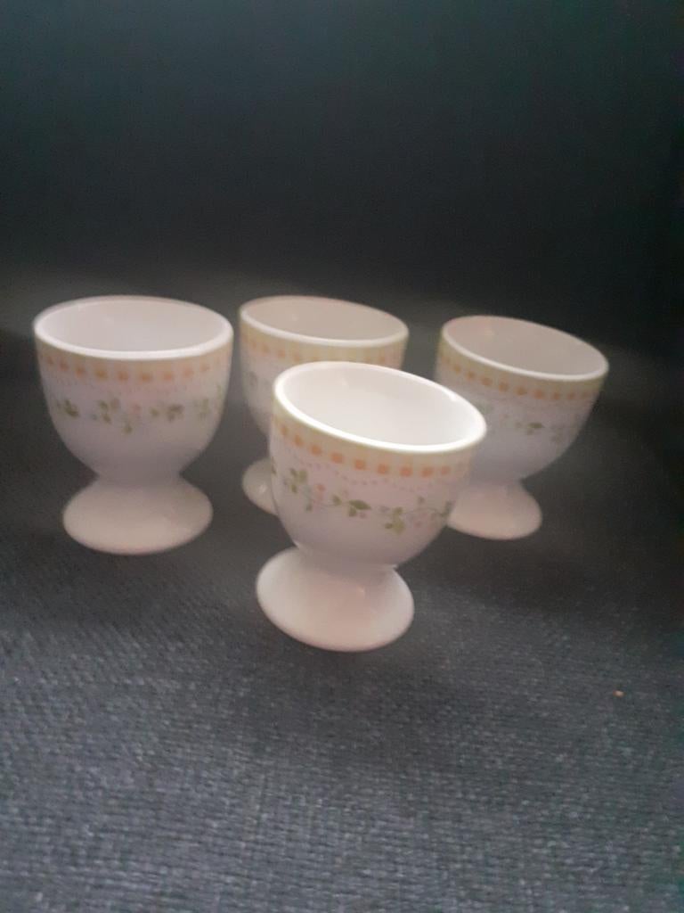 eierdoppen  4 stuks, Ophalen