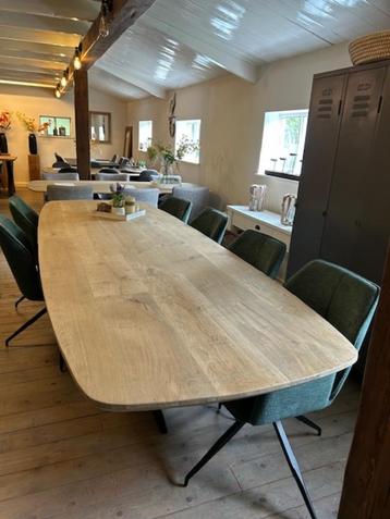Nieuwe Deens ovale eiken eettafel 300x105cm beschikbaar voor biedingen