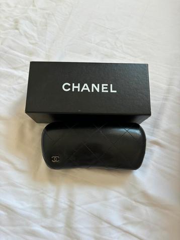 Chanel zonnebril beschikbaar voor biedingen
