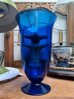 vintage kobalt blauwe glazen vaas, Gebruikt, Blauw, Ophalen of Verzenden, Glas