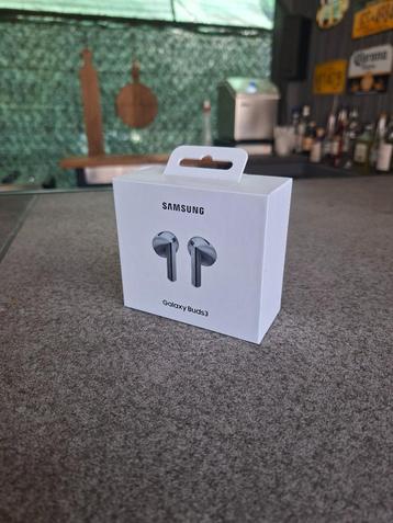 Samsung Galaxy Buds3 – Nieuw in seal beschikbaar voor biedingen