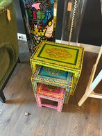 Set bijzettafels kleurrijk print bloemen, Huis en Inrichting, Tafels | Bijzettafels, Minder dan 55 cm, Rond, Nieuw, Hout