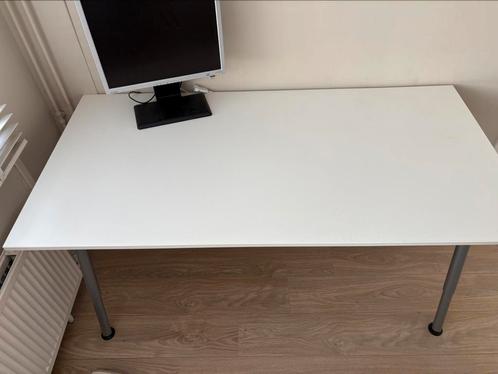 Ikea Galant bureau wit, Huis en Inrichting, Bureaus, Gebruikt, Bureau, In hoogte verstelbaar, Ophalen