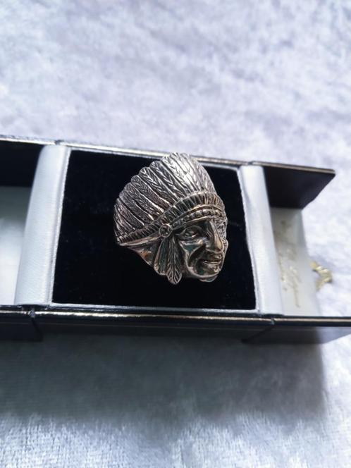 Mooie Stevige Zilveren Indianen Ring - maat 19 - 19 3/4, Sieraden, Tassen en Uiterlijk, Antieke sieraden, Ring, Zilver, Verzenden