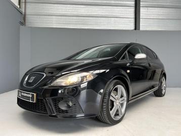 SEAT Leon 2.0 TFSI FR Nwe Ketting|Xenon|Cruise|Clima beschikbaar voor biedingen