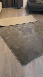 Super mooie vloerkleed te koop!!, Huis en Inrichting, Stoffering | Vloerbedekking, Ophalen, Zo goed als nieuw, Grijs, Tapijt