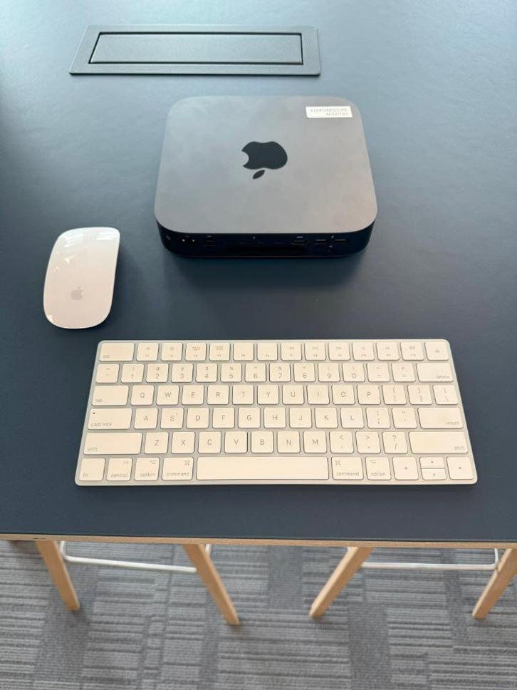 Apple Mac mini (A1993) van 2020: 1 van 2, Computers en Software, Apple Desktops, Zo goed als nieuw, Mac Mini, SSD, 3 tot 4 Ghz