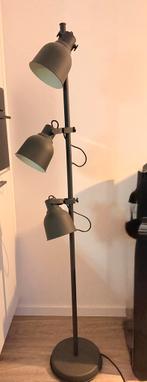 IKEA Hektar staande lamp met driespots donkergrijs, Ophalen, Zo goed als nieuw, 150 tot 200 cm