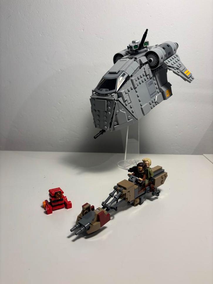 Lego 75338 Ambush on Ferrix - Minifigs + Display, Kinderen en Baby's, Speelgoed | Duplo en Lego, Zo goed als nieuw, Lego, Complete set