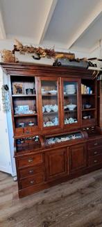 Koloniale grutterkast/vitrinekast met veel opbergruimte, Huis en Inrichting, Kasten | Buffetkasten, Ophalen