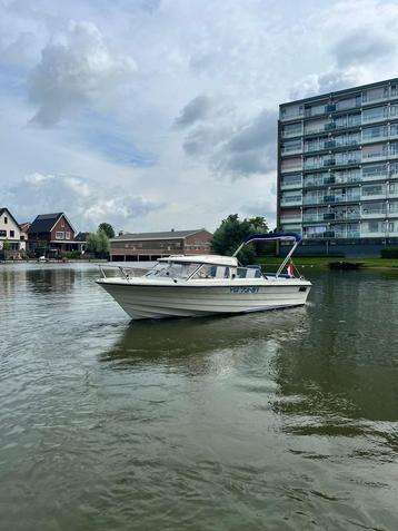 Draco 2000 sportboot met trailer  beschikbaar voor biedingen