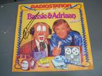 LP : Bassie en Adriaan - Radiostation met HANTEKENING, Cd's en Dvd's, Vinyl | Kinderen en Jeugd, Ophalen of Verzenden, Gebruikt