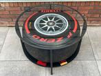 Formule 1 band salontafel / bijzet tafel, Ophalen, Zo goed als nieuw, Formule 1