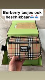 Dit burberry tasje komt gloednieuw in doos en al, Ophalen of Verzenden, Zo goed als nieuw, Beige, Handtas