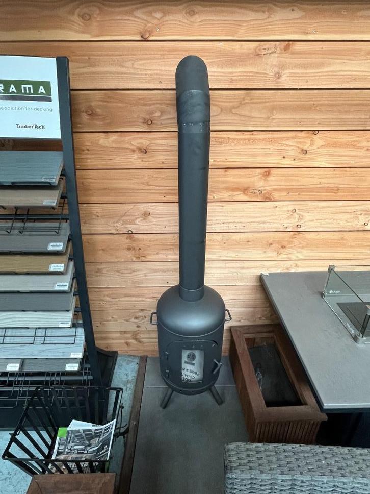 Burnie kachel exclusief pijpen, Huis en Inrichting, Kachels, Zo goed als nieuw, Vrijstaand, Houtkachel, Hout, Ophalen